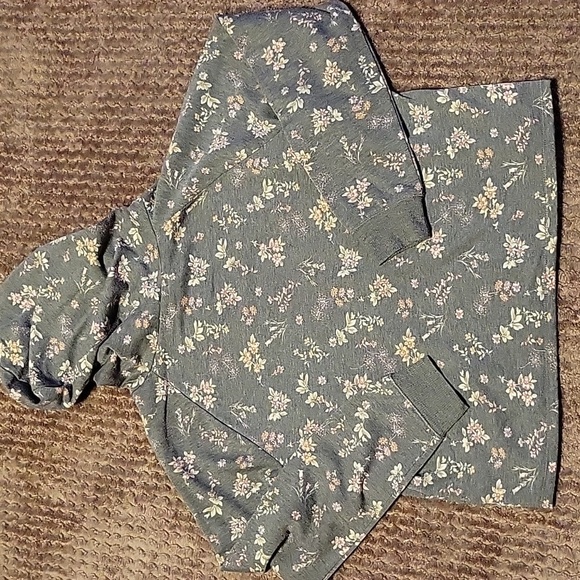 Maurices Gray Floral Hooded Sweatshirt Size M - Picture 3 of 4